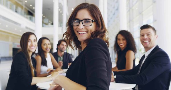 What are the Best Fashion Tips for Women Over 50?